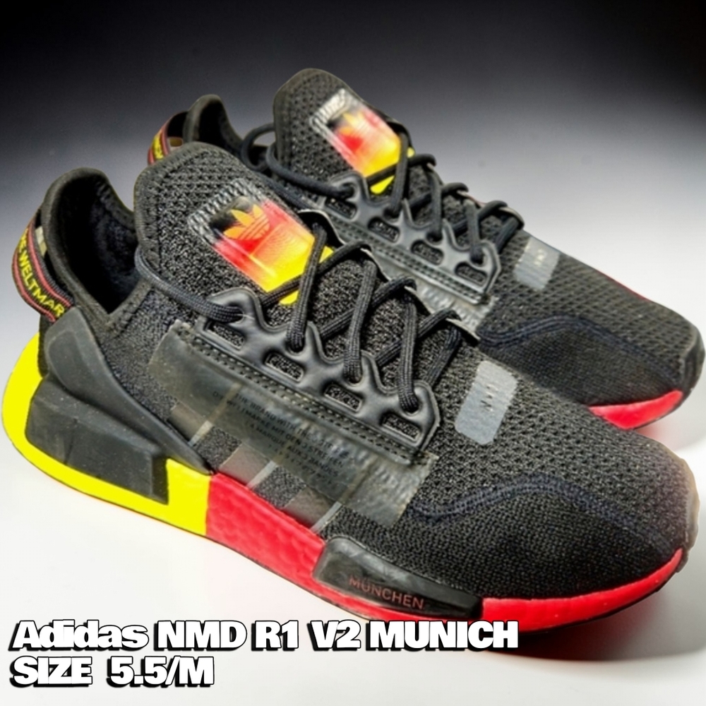 Adidas NMD R1 V2 MUNICH running shoes